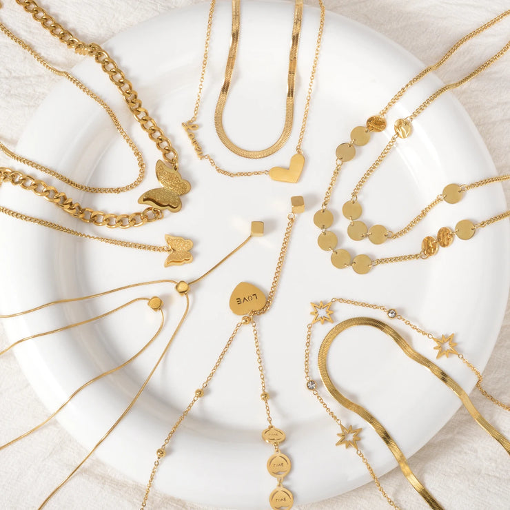 Chic Gold Layered Necklace