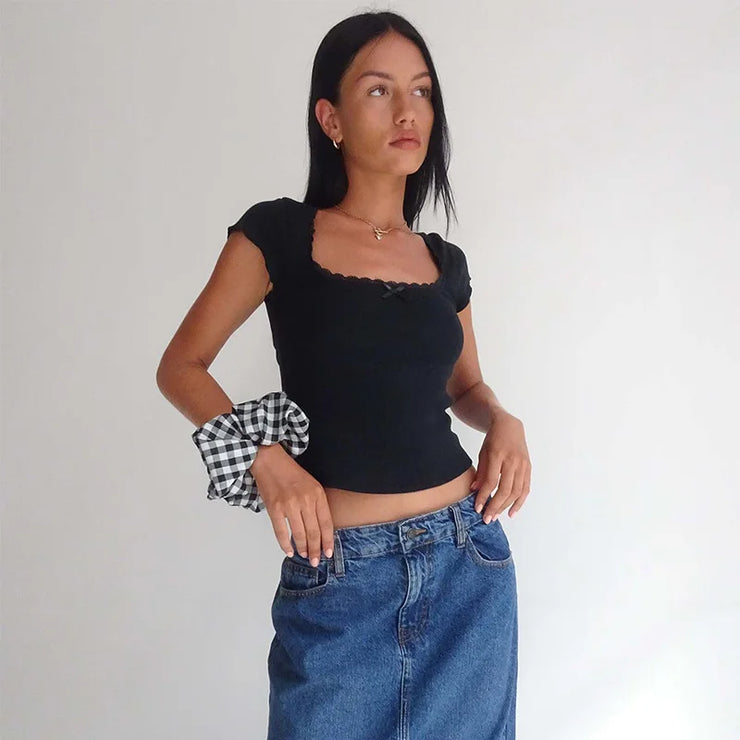 Chic Lace Trim Crop Top