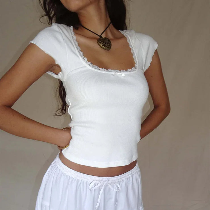 Chic Lace Trim Crop Top